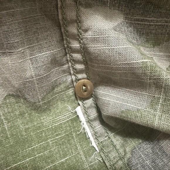 J Crew Womens Green Camouflaged Long Sleeve Button Down Cotton Shirt Size 4 - Picture 5 of 5